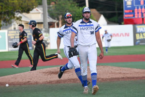 Seventh Inning Rally Helps Mustangs Knock Off Chili Peppers 9-5